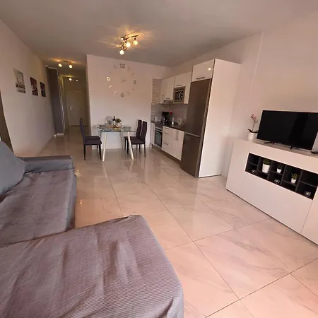 Ocean View With Breathtaking Sea View, Family Friendly, Terrace, Wifi, Sat-tv Apartamento *