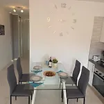 Апартаменти Ocean View With Breathtaking Sea View, Family Friendly, Terrace, Wifi, Sat-tv *