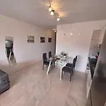 Ocean View With Breathtaking Sea View, Family Friendly, Terrace, Wifi, Sat-tv Апартаменти