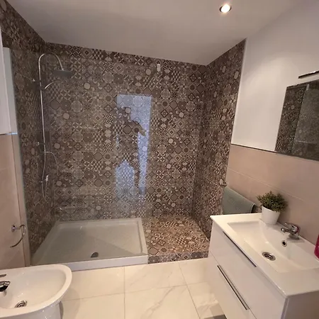 Ocean View With Breathtaking Sea View, Family Friendly, Terrace, Wifi, Sat-tv * Адехе