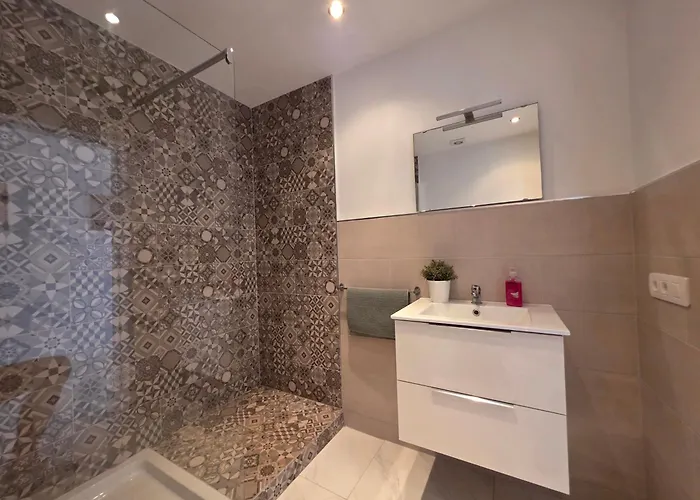 Ocean View With Breathtaking Sea View, Family Friendly, Terrace, Wifi, Sat-tv