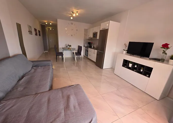 Ocean View With Breathtaking Sea View, Family Friendly, Terrace, Wifi, Sat-tv Апартаменти *